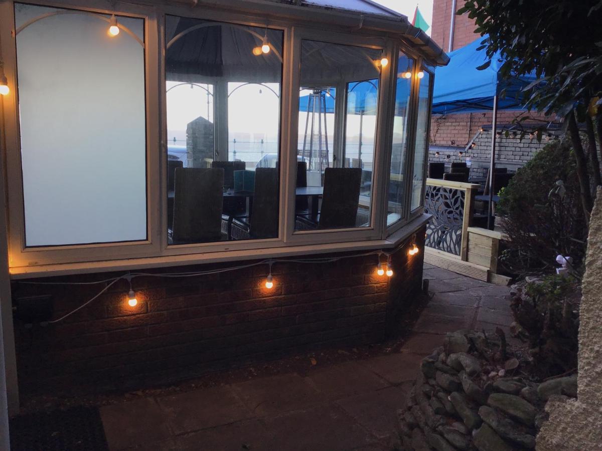 Sids Restaurant And Bar With Rooms Cardiff Kültér fotó